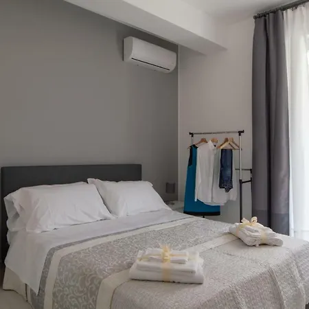 Apartment House 103 Rent Capo d'Orlando